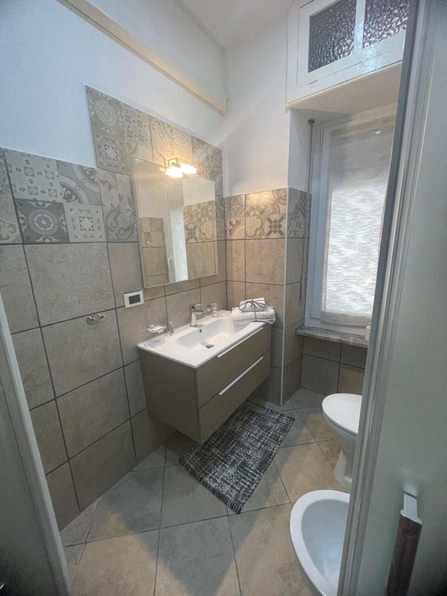 アスティLa Casa Nel Vialeアパートメント エクステリア 写真